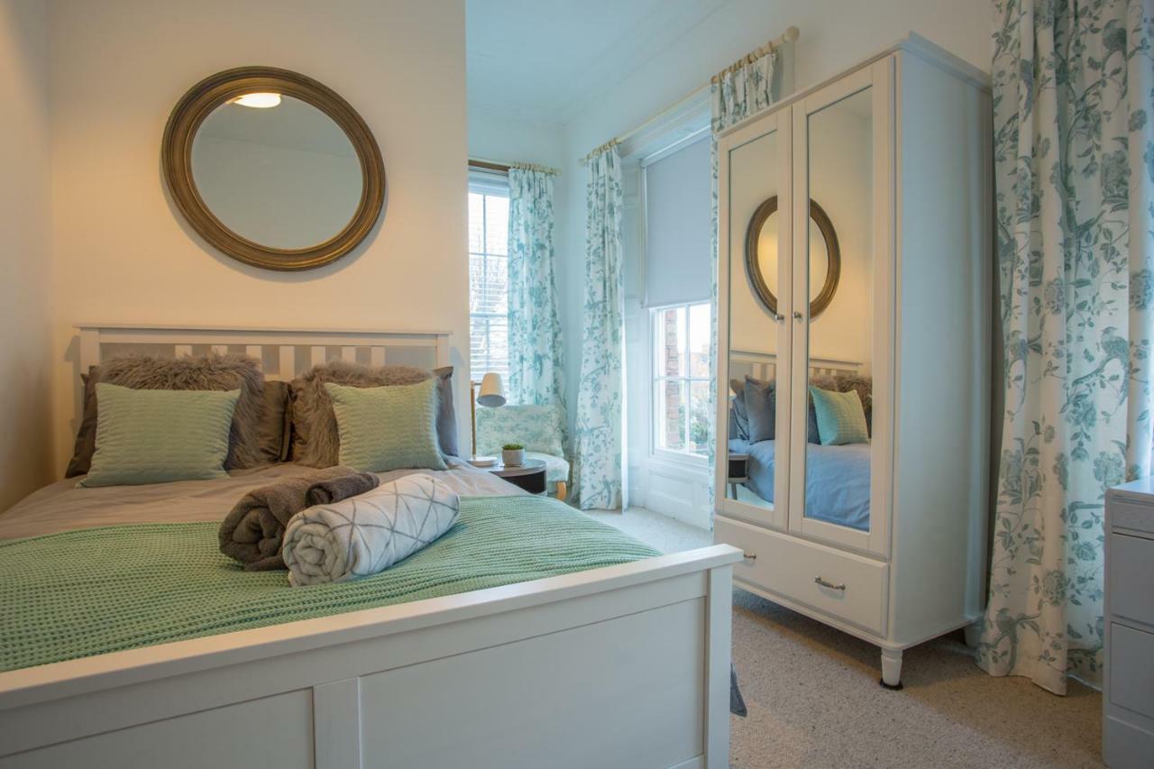 Stylish Apartment Close To Gloucester Quays & Docks Zewnętrze zdjęcie